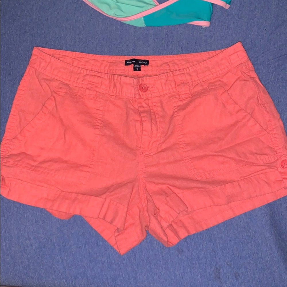 Women’s GAP Shorts